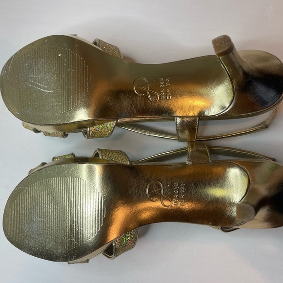 Adrianna Papell Gold Metallic Heels Size 8.5 - Picture 7 of 9